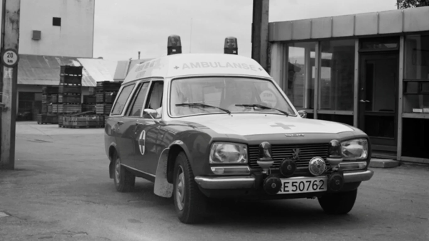 bilde av ambulanse på jæren