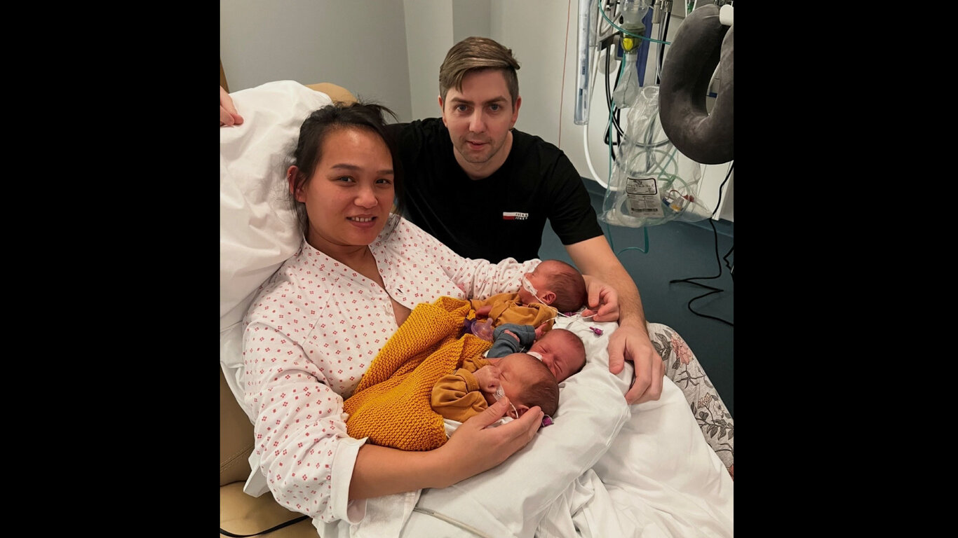 bilde av mor, far og barna