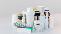 Bildet viser et assortiment av forskjellige legemidler
