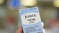 Bildet viser en pakke Jodix, som er høykonsentrerte jodtabletter
