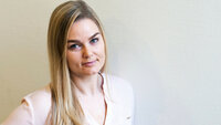 Bildet viser Hanne Charlotte Schjelderup i Jordmorforbundet NSF.