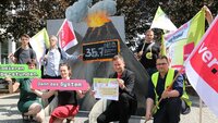 Tyske sykepleiere demonstrerer i Berlin