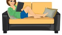 Tegning av ung kvinne som ligger i sofaen og leser på nettbrett