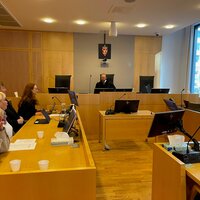 Bildet viser rettssal i Oslo tingrett før saken starter