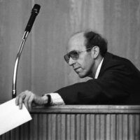 Bildet viser Arnfinn Nesset i retten.